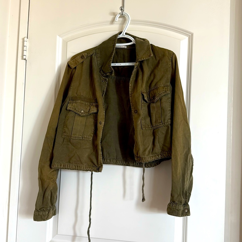 Zara Woman Cropped Green Jacket